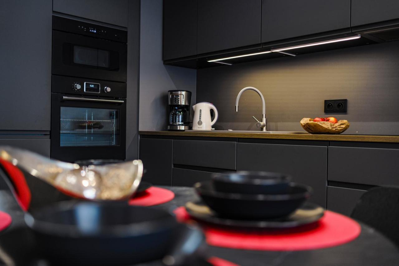 Apartamenty Homely Place Serce Poznania - Stary Rynek - Parking Екстериор снимка