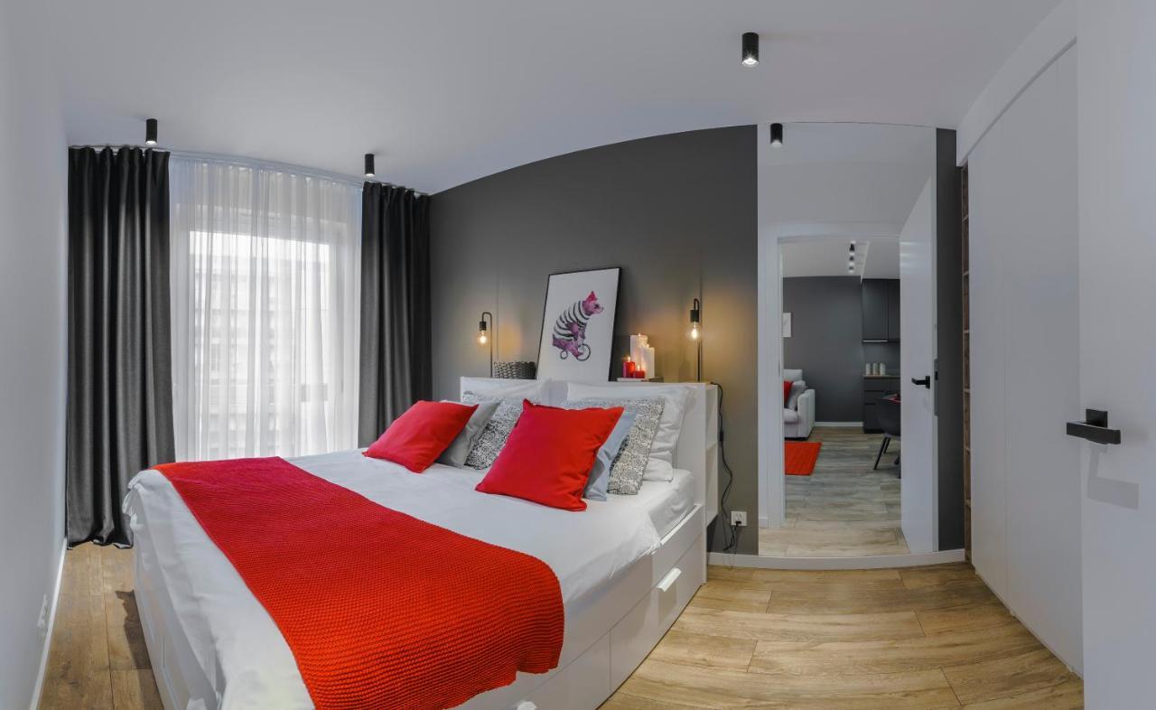Apartamenty Homely Place Serce Poznania - Stary Rynek - Parking Екстериор снимка