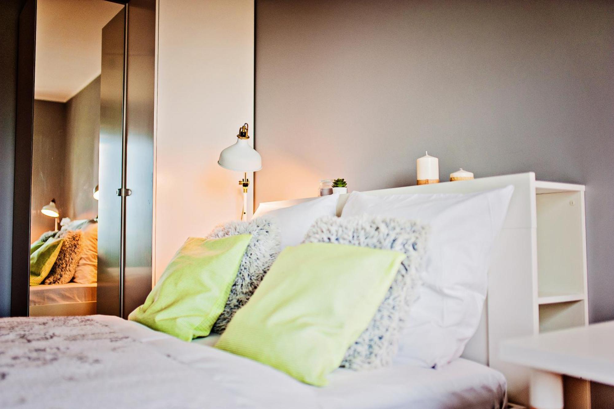 Apartamenty Homely Place Serce Poznania - Stary Rynek - Parking Стая снимка