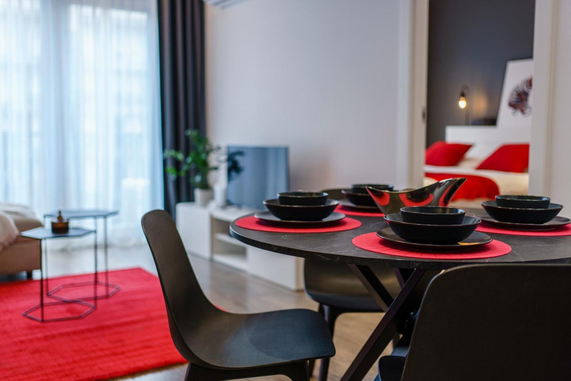 Apartamenty Homely Place Serce Poznania - Stary Rynek - Parking Стая снимка