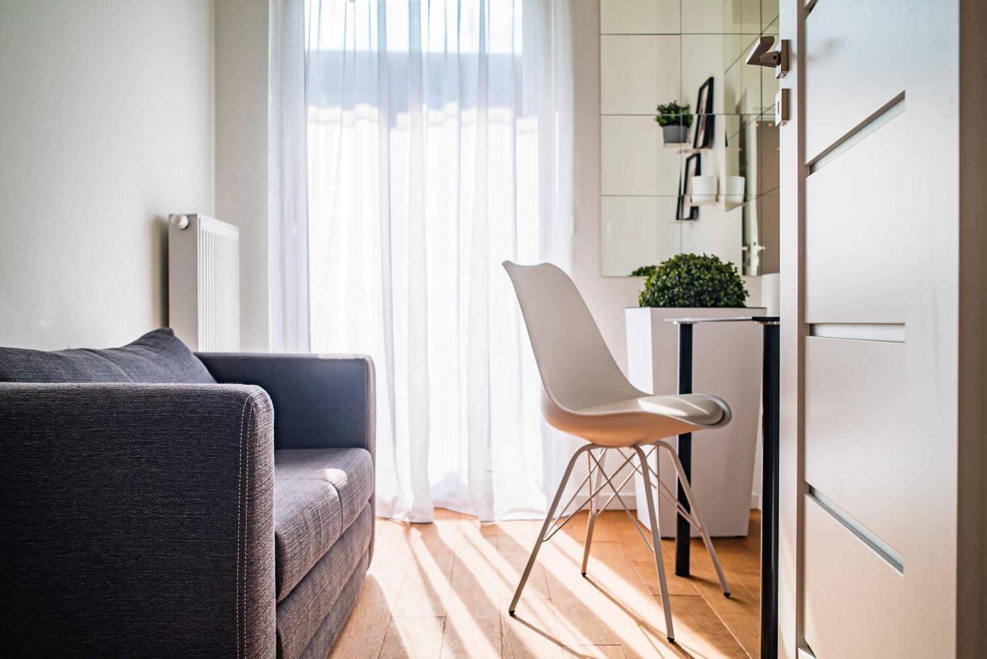 Apartamenty Homely Place Serce Poznania - Stary Rynek - Parking Стая снимка