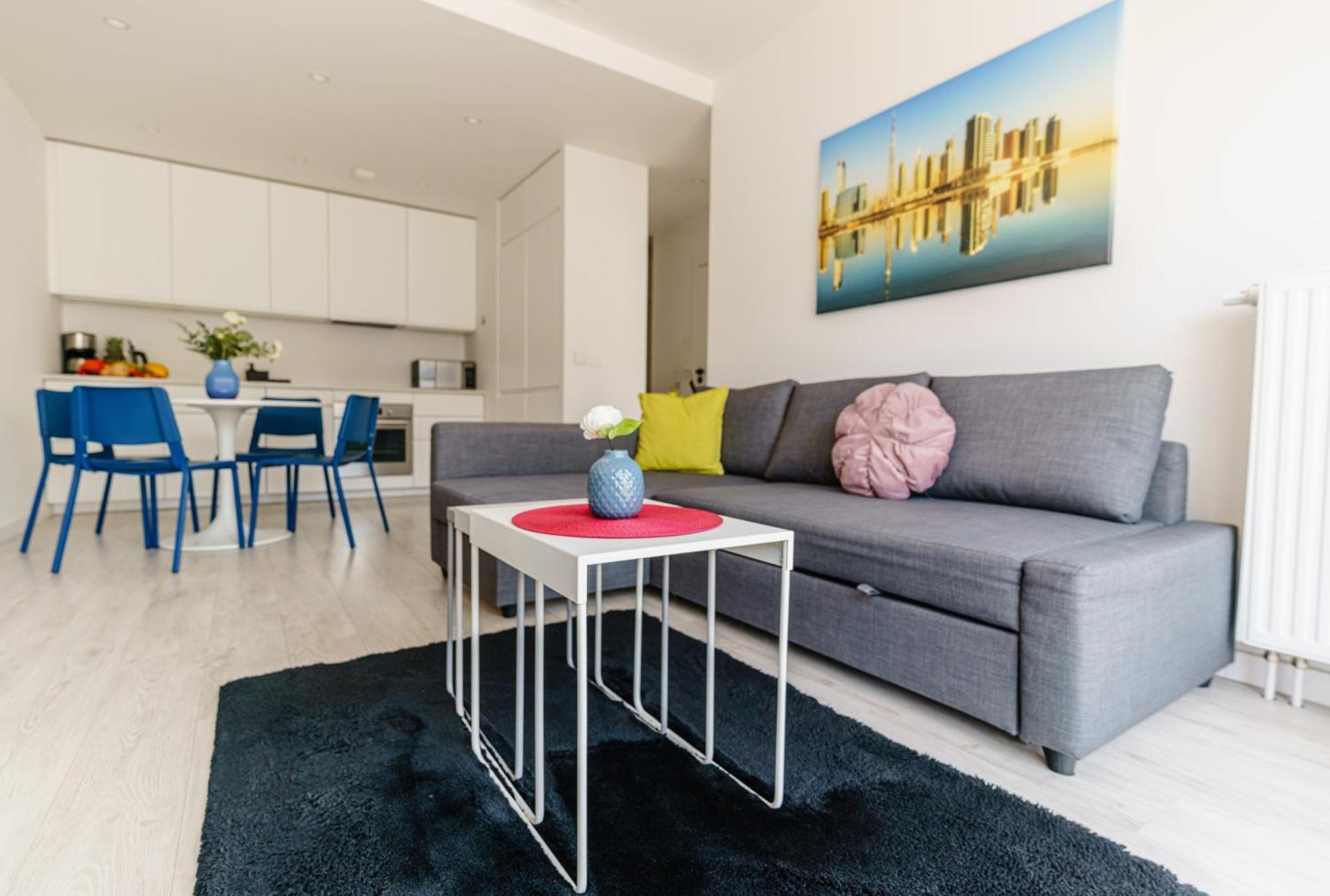 Apartamenty Homely Place Serce Poznania - Stary Rynek - Parking Стая снимка