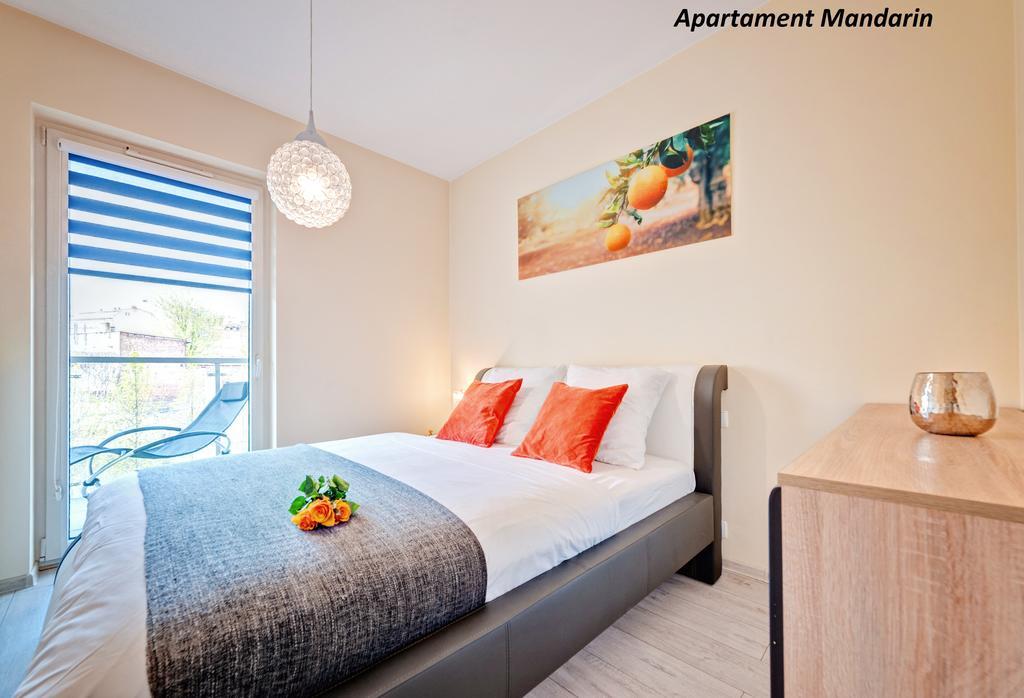 Apartamenty Homely Place Serce Poznania - Stary Rynek - Parking Екстериор снимка